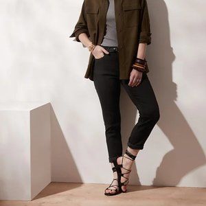 Low-Rise Black Wash Girlfriend Jeans